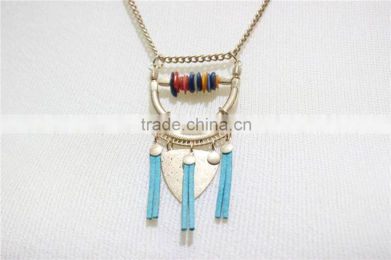 Multi Color Shell w/ Blue Suede Triangle Triple Pendant Necklace 2016 Fashion Style Wholesale