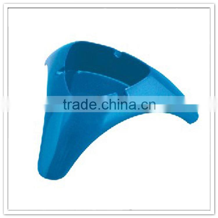 Hot sale new style smoking plastic triangle melamine ashtray