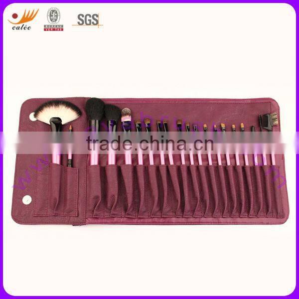 Professional Makeup Brush Kit With Customized Design