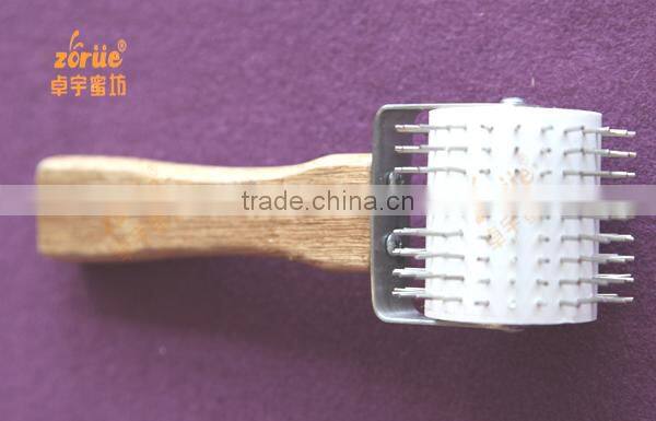 manufacturer bulk supply beehive tool needle honey fork
