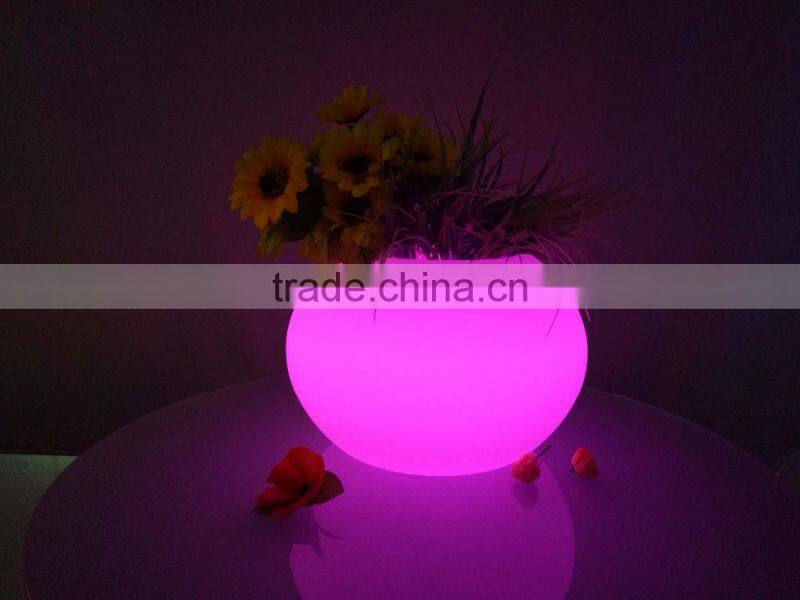 China manufacturer PE plastic led lighting flower pot