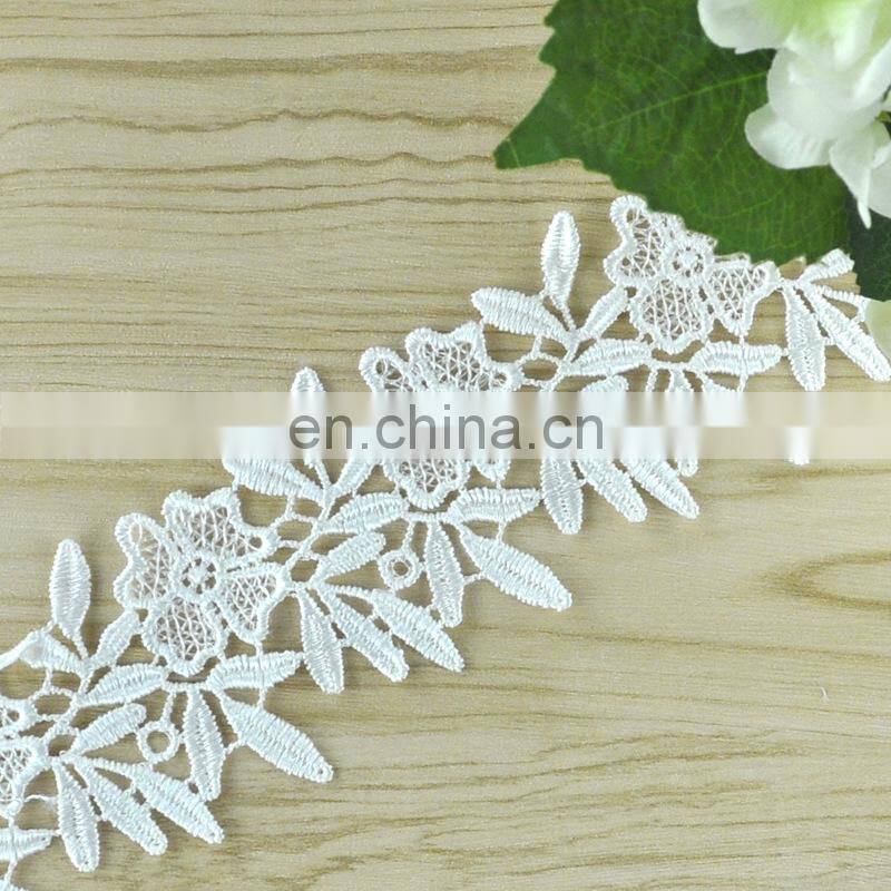 2017 hot sale white polyester garment embroidered lace