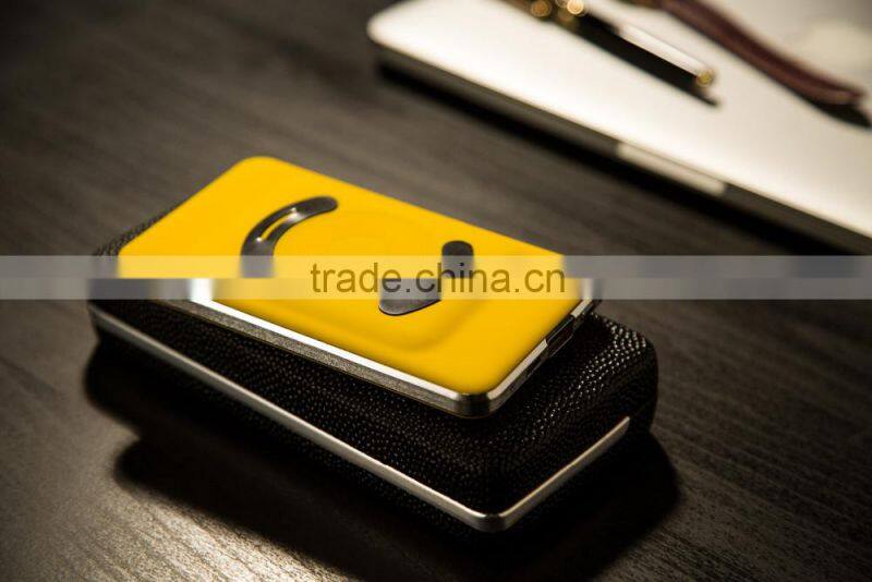 Universal Cheap QI Wireless Charging Power Bank with 10000mah