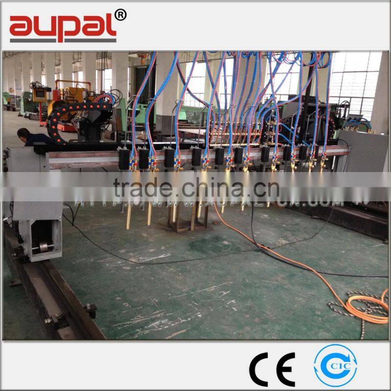Good quality high preciosn flame and plasma torches CNC oxygen cutting machine