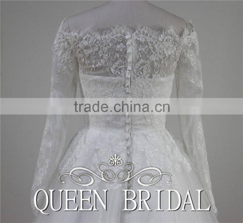 Ball Gown Appliqued Lace Boat Neck Wedding Dress Long Sleeve