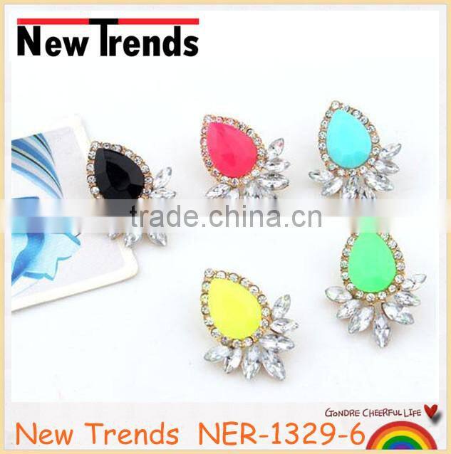 Charming resin tear drop earring studs with clear rhinestone