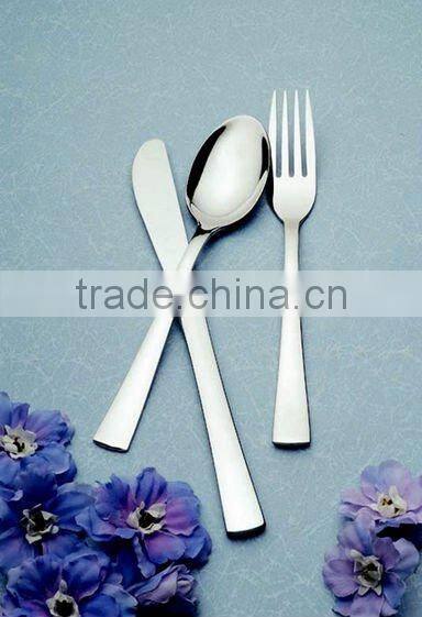 2015 wholesale metal fork spoonset with gift box ceramic/kinds of spoon and fork metal/disposable plastic spoon and fork