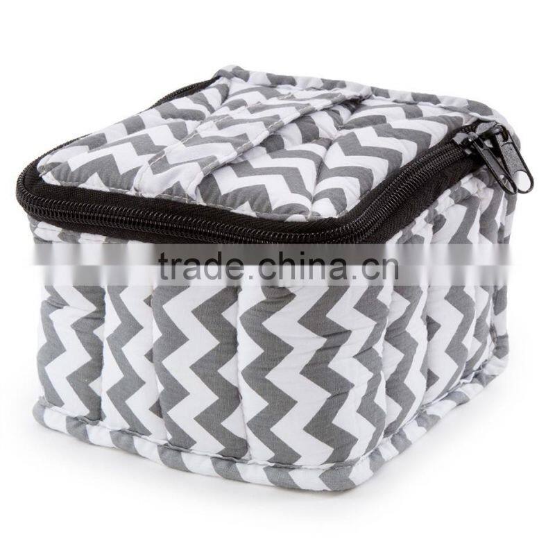 Nice pattern essential oil carrying case wholesale for 16 vials