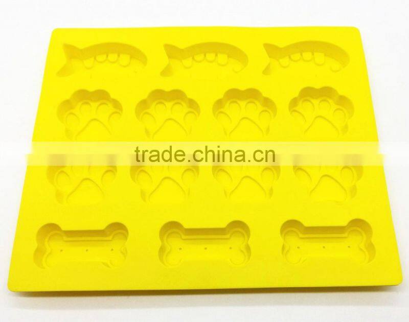BPA free FDA food grade fish pawprint dog bone pastry cake silicon baking tray
