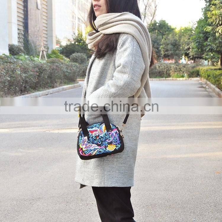 Single strap women shoulder bag/handbags with long strap embroidery