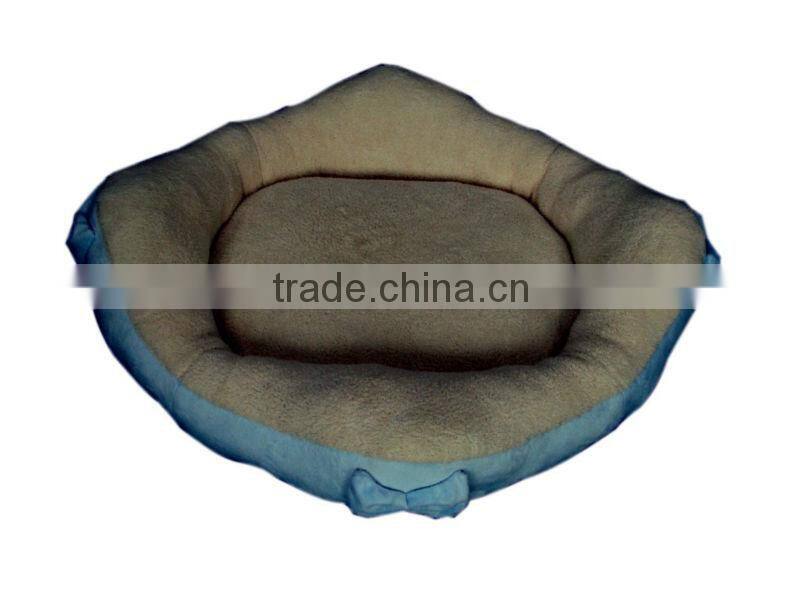 Luxury and cozy craft fleece pet beds for your lovely dogs