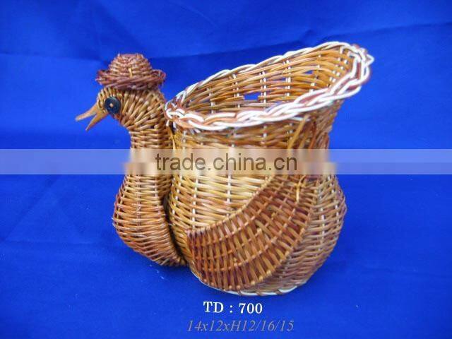 Rooster pen rattan holder, beautiful rattan basket from Vietnam