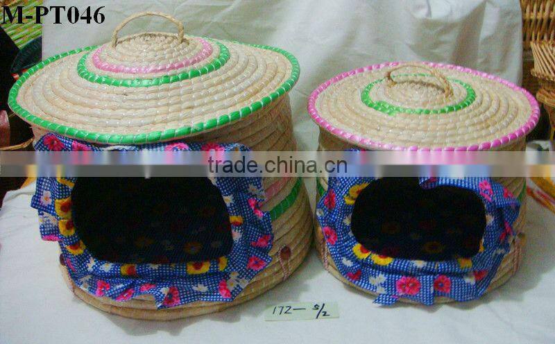 wicker pet sofa bed with white lint