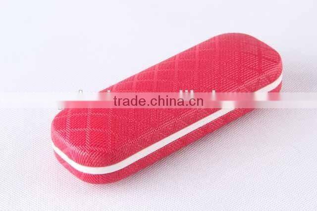 Diamond design PU cover glasses box with magnet/glasses case