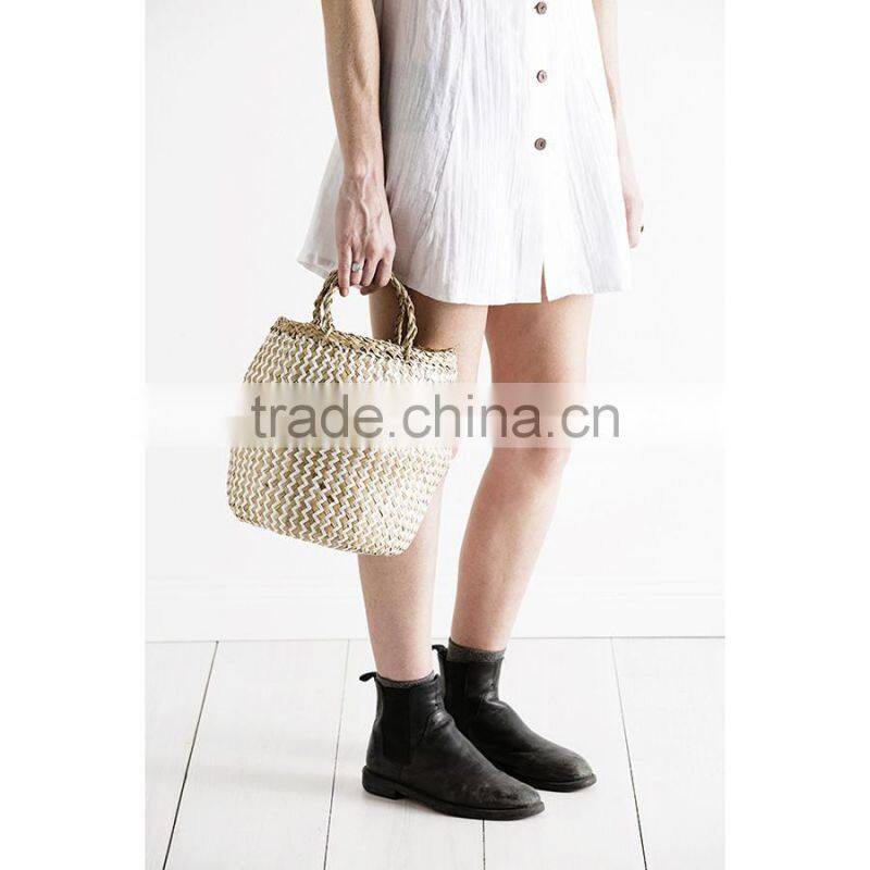 Handmade home decor zigzag belly seagrass basket