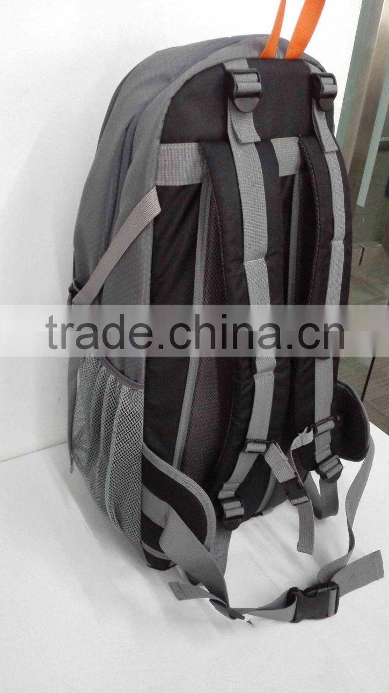 2017 new arrival large capacity outdoor hiking backpack