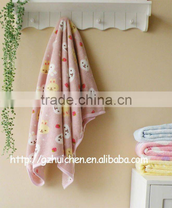 2011 autumn baby wear 100% polyester print interlock coral fleece blanket