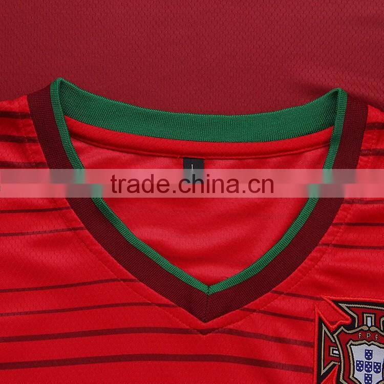 Mens 100% polyester digital printing latest football jersey designs