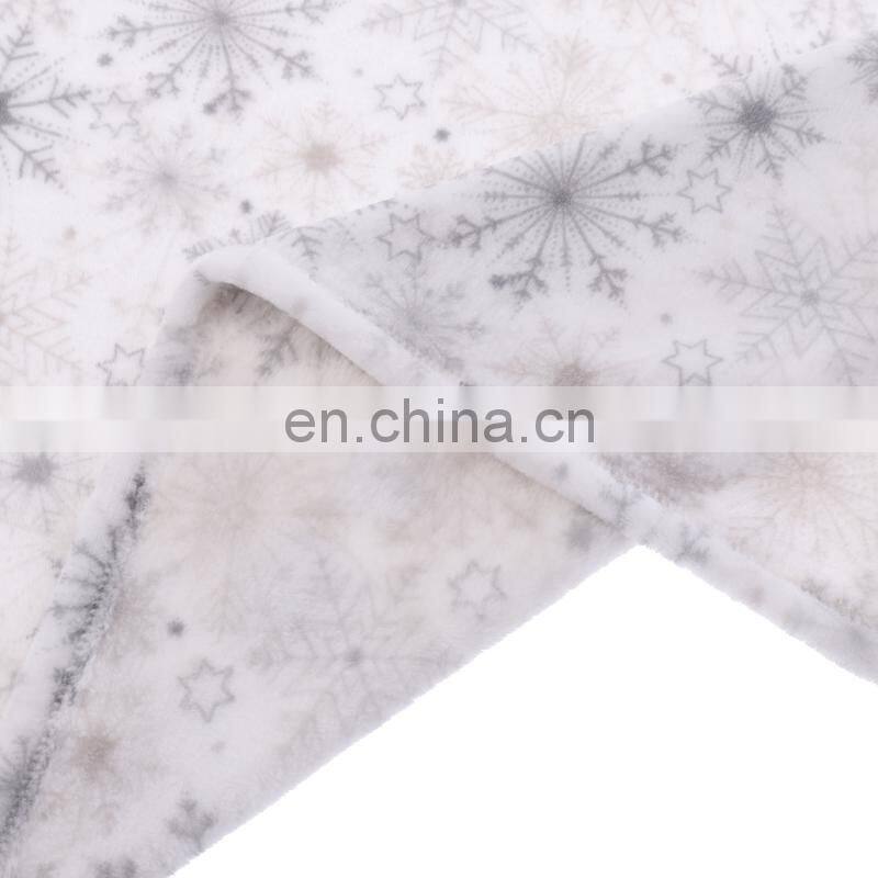 100%Polyester Super Soft Coral Fleece Snowflake Printed Plush Throw Blanket