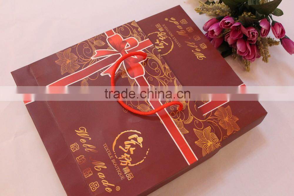 two towels in a gift box ,soft water absorption couples towels