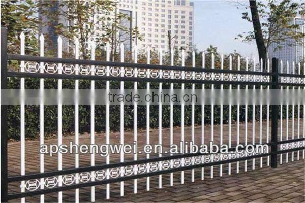 Powder coated metal fencing panles