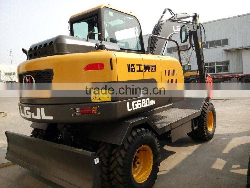 LG680 Excavator, Walking Wheel Excavator, 8T Wheel Excavator