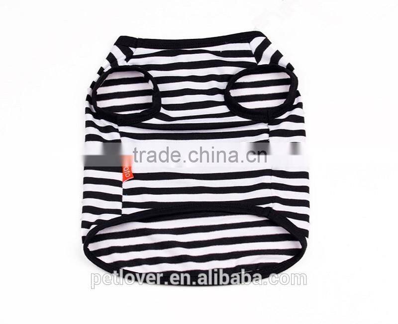 Stocked Feature and Dogs Application Dog Clothing T shirts