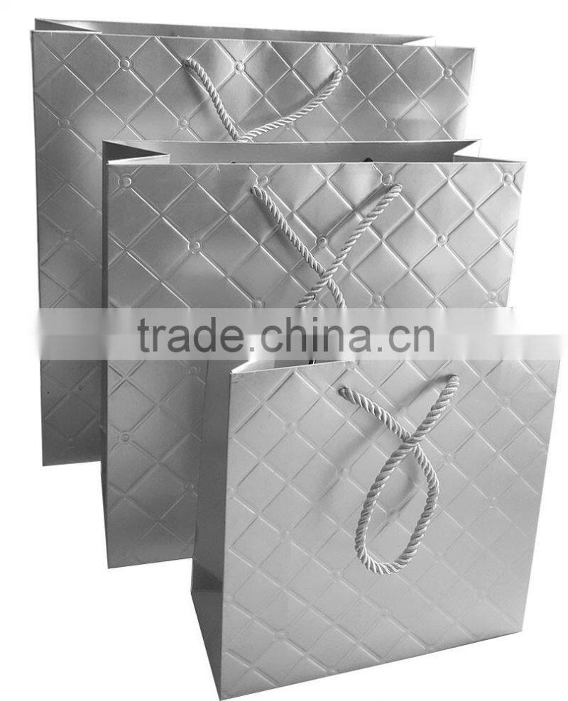 luxury high quality fashion paper shopping bag with embossing