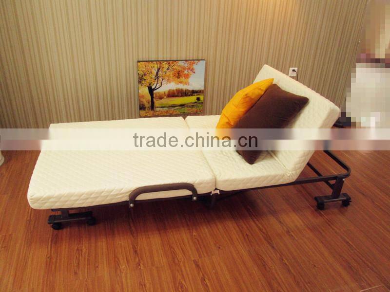 white guest room metal folding bed