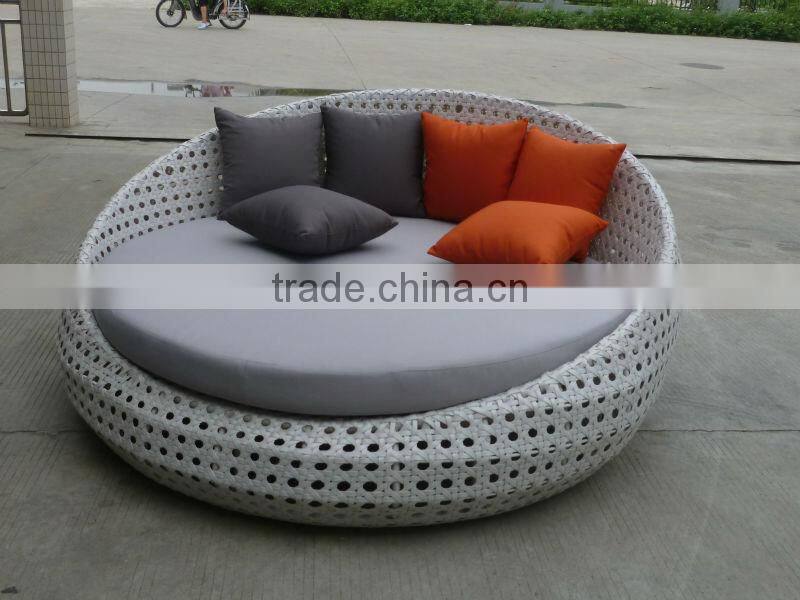 leisure rattan outdoor furniture wicker round bed garden furniture