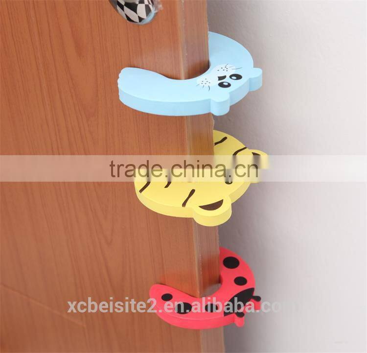 J148 Baby safety soft rubber with cartoon design door guard