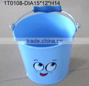 Decorative mini tin pails