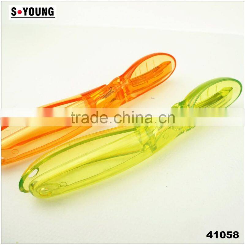 41058 Promotion 2 in 1 Kitchen Fruits Spoon Scoops scale Peeler Kitchen Gadget