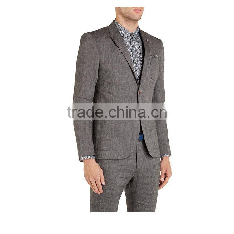 2017 Hot New Products Patch Pocket Fashion Polyester Viscose New Design Business Men Suit Custom