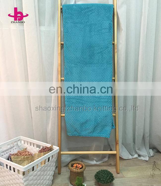 2018 Colorful pineapple print jacquard coral fleece blanket