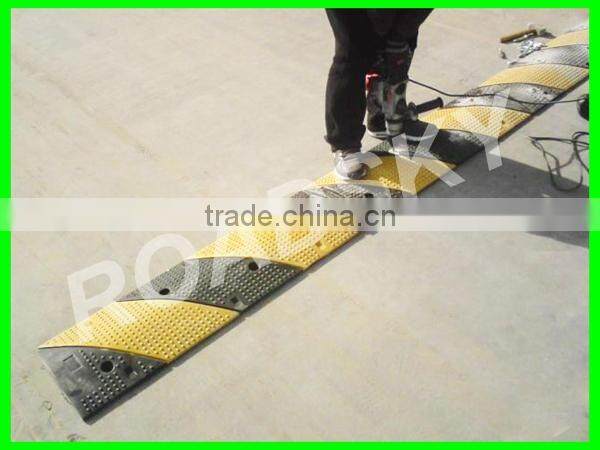 Removable Roll Out Plastic Speed Bump Manufacturers