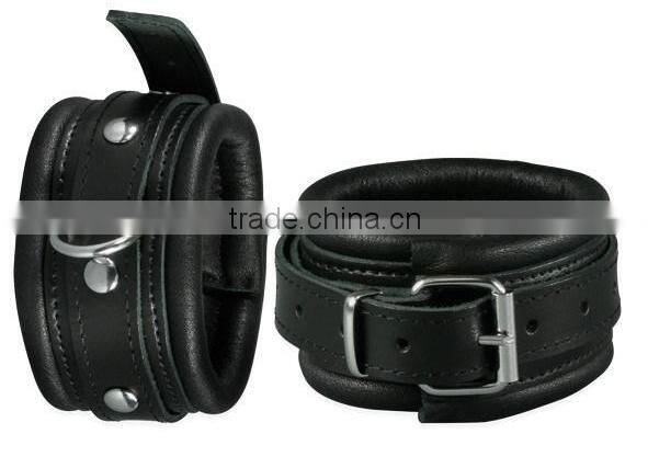Locking Padded Black Leather Wrist & Ankle Cuffs Bondage Restraint