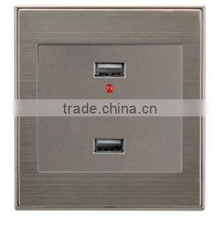 Child protected 250V 10A 3 USB wall socket outlets/Cell phone outlet/3 USB Receptacle Socket outlet