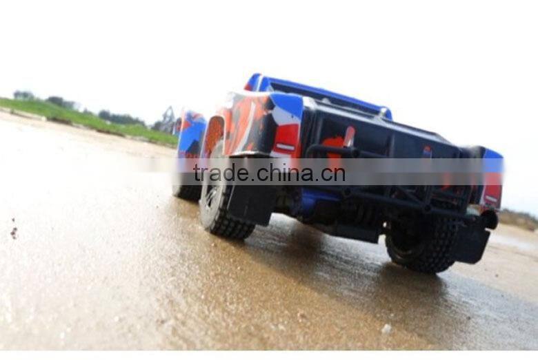 WL Toys L979 2.4G High Speed Electric Car Wireless Controlled 1:12 4 Channel Off-road Car