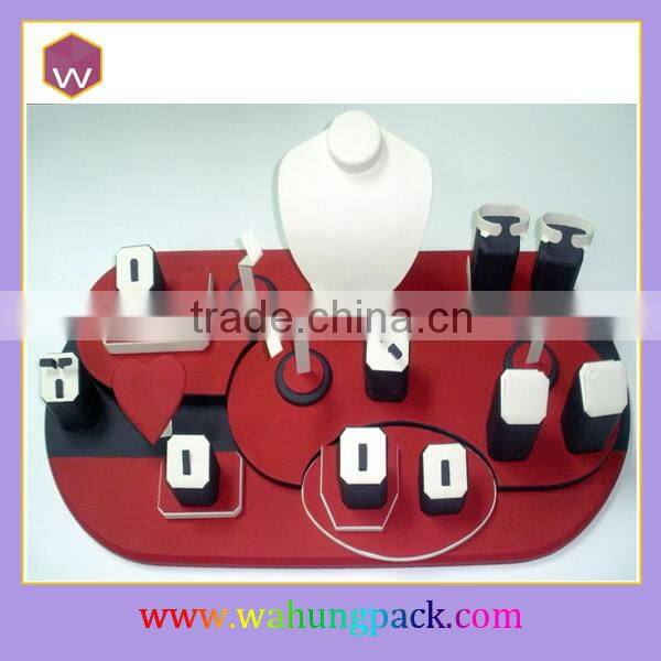 New Arrival Digital Display Watches For Men/Plastic Pillow Watch Display Box/Trays Custom
