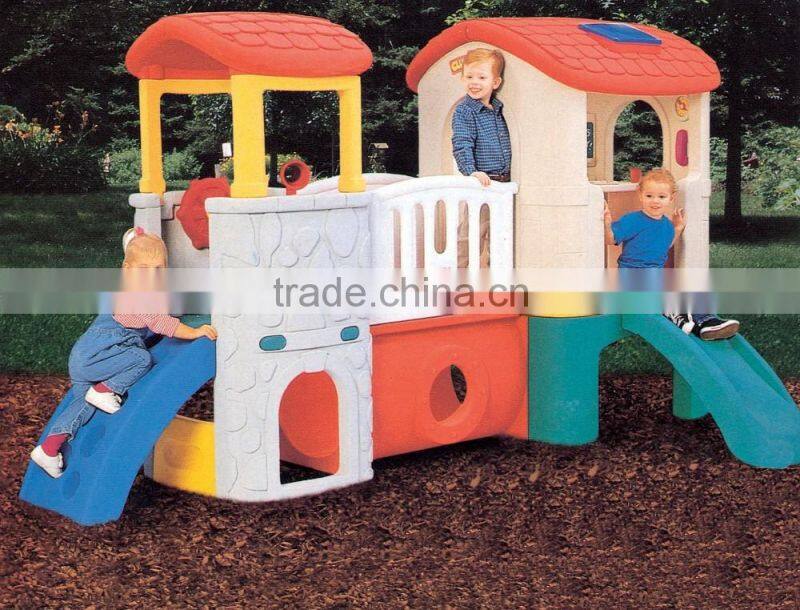 LLDPE Plastic Type and Plastic Frame Material Kids Plastic Playhouse with Slide