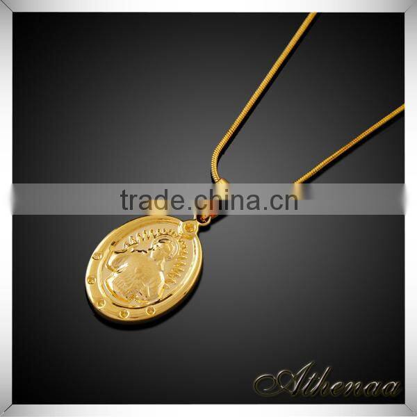 Gold Plated Polished Finish Jewelry Daily Wear Brass Round Pendant