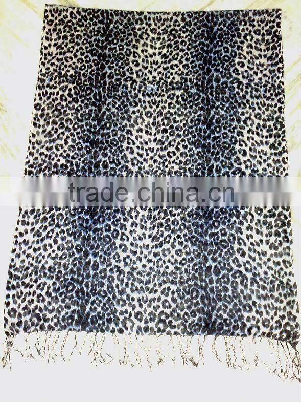 animal wool scarves & shawl