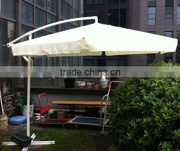 Patio umbrella with high quality polyester fabric