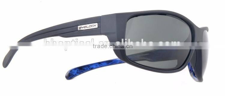 UV400 Sports Sunglasses with Anti-fog and Anti-scratch PC Lens