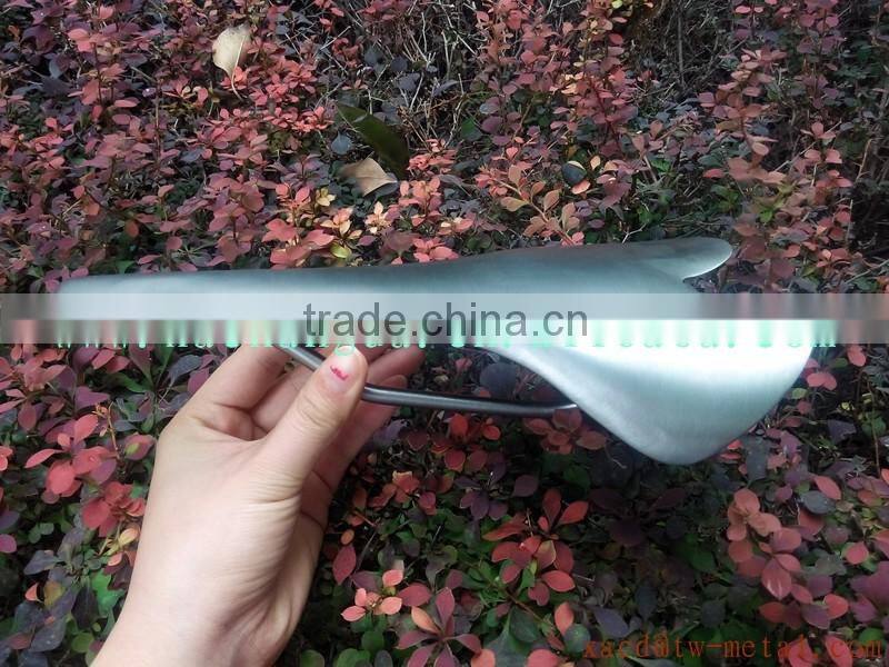 Titanium saddle rails customized titanium bike saddle rails XACD titanium road/MTB bicycle saddle rails