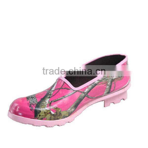 Ladies Lightweight Pink Camo Rubber Garden Shoes
