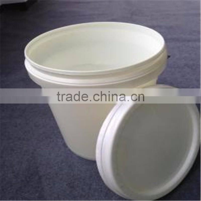 plastic buckets