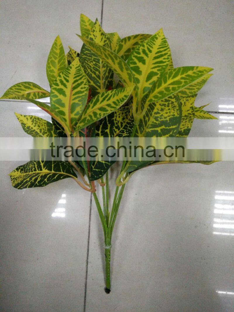 Fake tree foliages