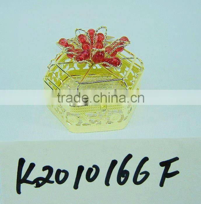 Valentine Golden Round Metal Gift Packaging Box